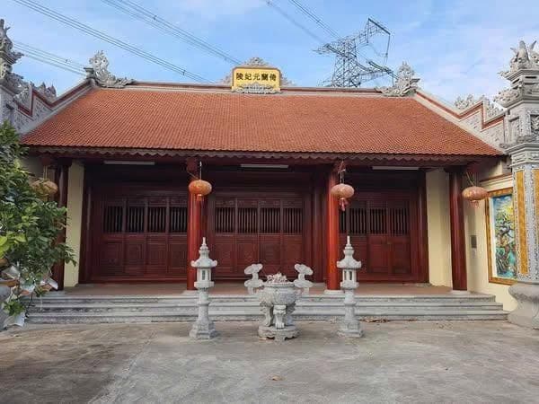 Lăng Nguyên Phi Ỷ Lan